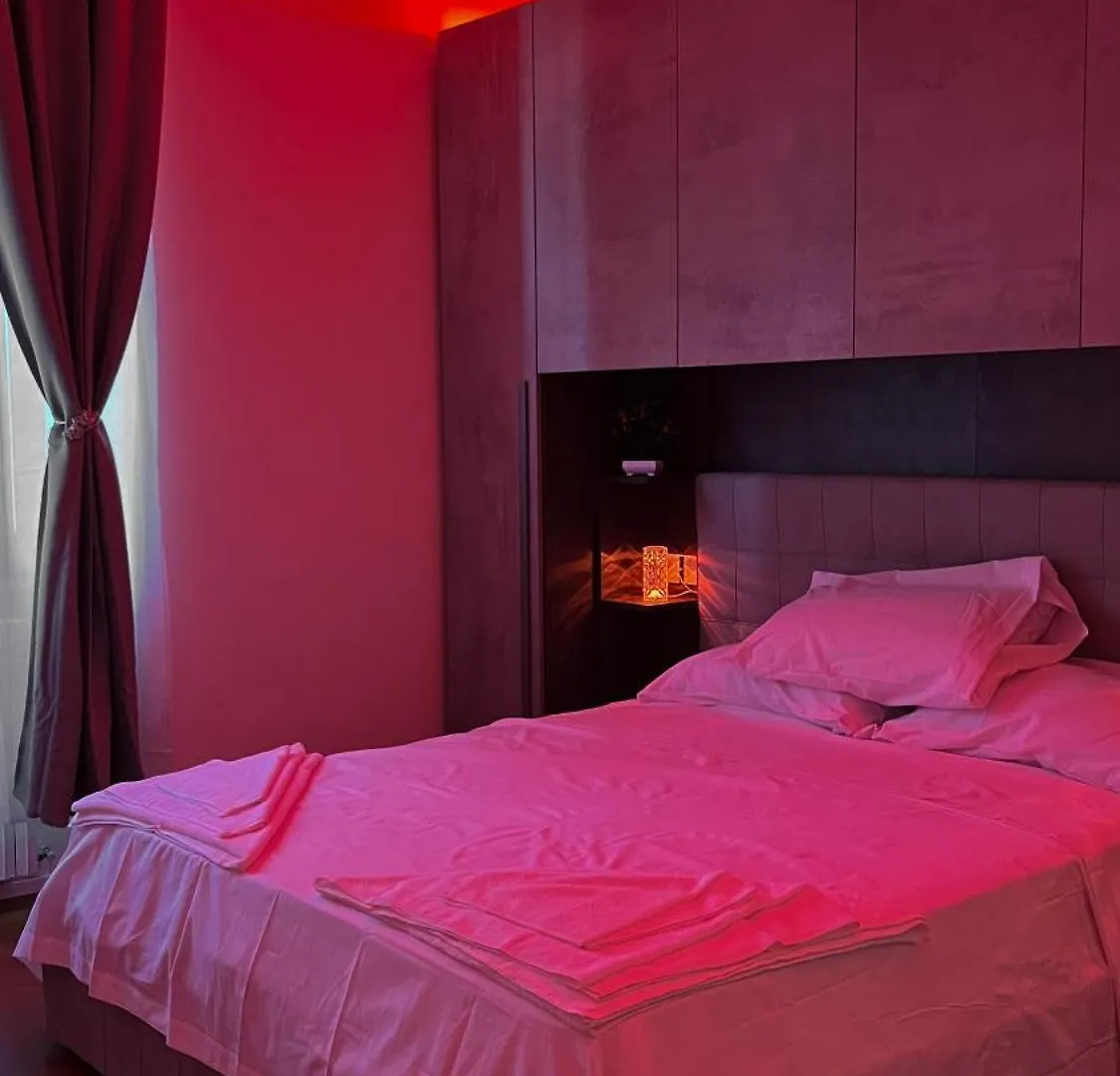 Apartment Comfy Apartament In Milan Italy