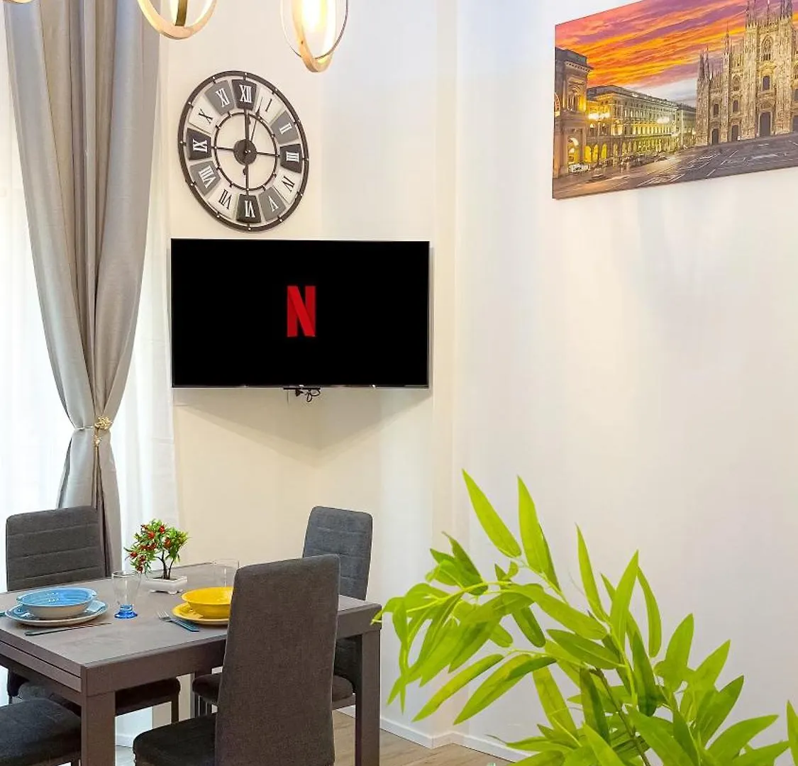 Apartment Comfy Apartament In Milan